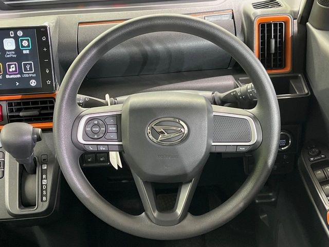 �y�X�e�A�����O�X�C�b�`�z�^�]���A�O������ڐ������炷���ƂȂ��A�I�[�f�B�I���̑��삪�\�ȕ֗��@�\!���S&���K�ȃh���C�u�����o���Ă���܂���