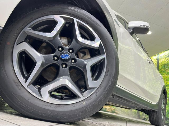 �y����18�C���`�A���~�z�C�[���z�O�ςɃ}�b�`���������A���~�z�C�[���𑕒����Ă���܂��B�e��ЊO�A���~�z�C�[����A�X�^�b�h���X�^�C�����戵�����Ă���܂��B���񂲑��k����������