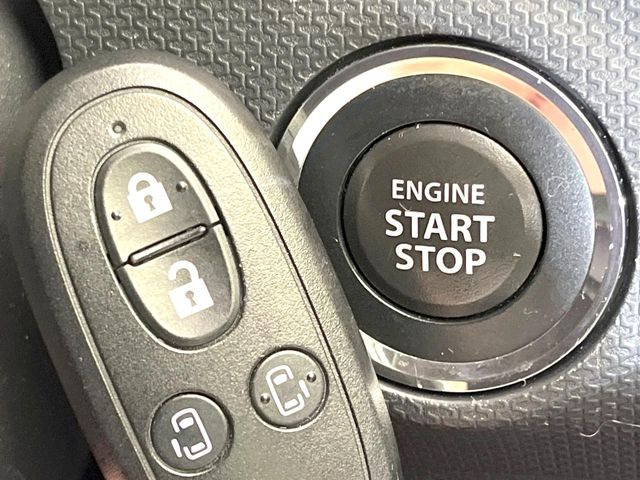 �y�L�[���X�X�^�[�g�V�X�e���z�J�o����|�P�b�g�ɓ��ꂽ�܂܂ł��h�A�̎{���E�������\�ȃX�}�[�g�L�[�𑕔��B�G���W���̃I���E�I�t�����J�M�����o���K�v����������Ƃ��Ă��֗��ł���