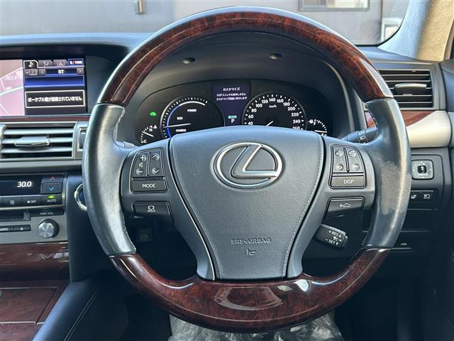 LS600h バージョンC Iパッケージ 4WD