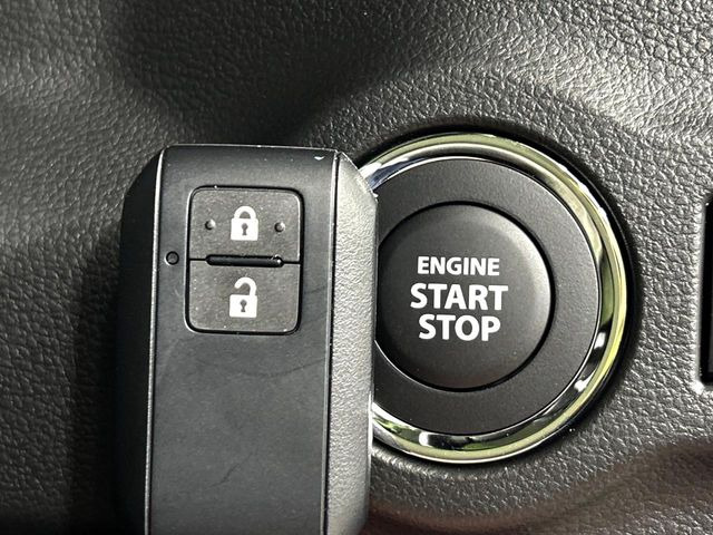 �y�L�[���X�X�^�[�g�V�X�e���z�J�o����|�P�b�g�ɓ��ꂽ�܂܂ł��h�A�̎{���E�������\�ȃX�}�[�g�L�[�𑕔��B�G���W���̃I���E�I�t�����J�M�����o���K�v����������Ƃ��Ă��֗��ł���