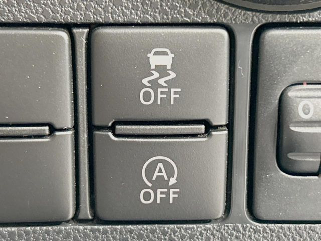 �y�A�C�h�����O�X�g�b�v�z�ԐM����a�؂Œ�Ԃ����ۂɃG���W�����~���A���ʂȔR���̏����}���܂��B�R��������ی�ɂȂ���@�\��G���W���̓u���[�L�𗣂��΍Ďn�����܂��B