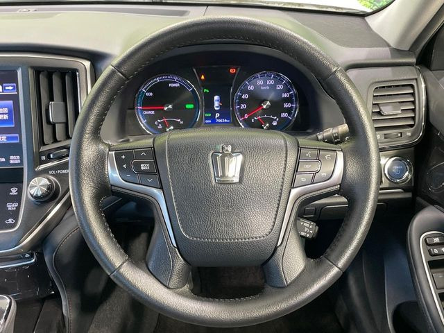 �y�����v�����X�e�A�����O�z�㎿�Ȋv���g�p���邱�ƂŁA��ɂ����������݂ƂĂ��^�]���₷���n���h���ł���