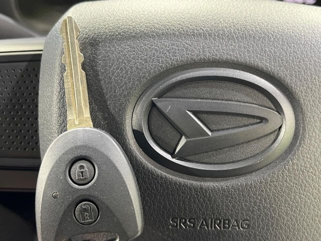 �y�L�[���X�z�������ꂽ�ꏊ����ł��{�^����Ńh�A�̊J���E�{�����ł���̂łƂ��Ă��֗�!�h�A�̌�������ɏ������邱�Ƃ�����܂����