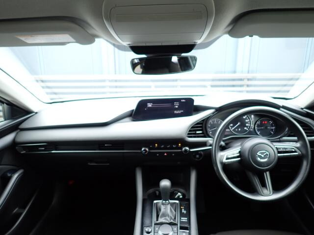 �C���p�l�摜�ɂȂ�܂��B�ԓ��͐��Ǝ҂ɂĎ����N���[�j���O�{�H�ς݂Ȃ̂ŁA��ϐ����ł��B