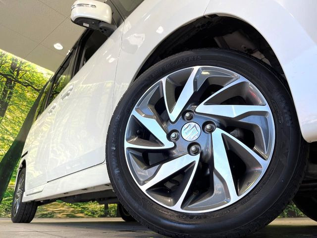 �y����15�C���`�A���~�z�C�[���z�O�ςɃ}�b�`���������A���~�z�C�[���𑕒����Ă���܂��B�e��ЊO�A���~�z�C�[����A�X�^�b�h���X�^�C�����戵�����Ă���܂��B���񂲑��k����������