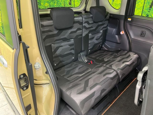 ���i���ȃI���W�i���t���A�}�b�g���I�v�V�����ɂĂ��p�ӂ��Ă���܂��B���D���ȃf�U�C����J���[�����Ԃɍ��킹�đI��ł����������Ƃ��ł��܂���