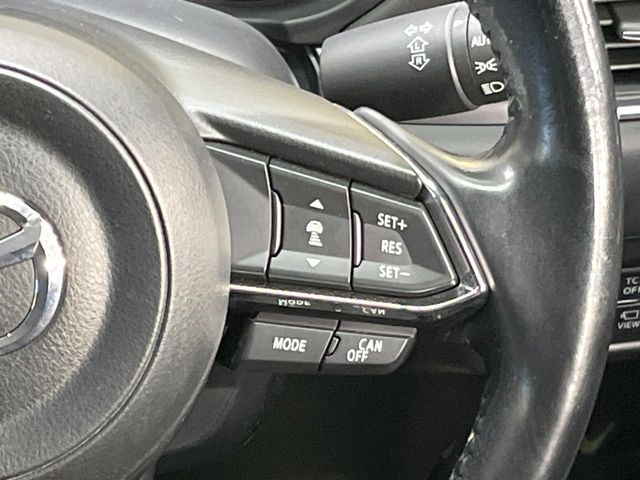 【マツダ・レーダークルーズコントロール】高速道路での長距離走行が楽に!自動で速度を保つクルーズコントロールが、衝突軽減システムと連携し、前方の車両を感知して車間を保つように速度調節してくれます!!