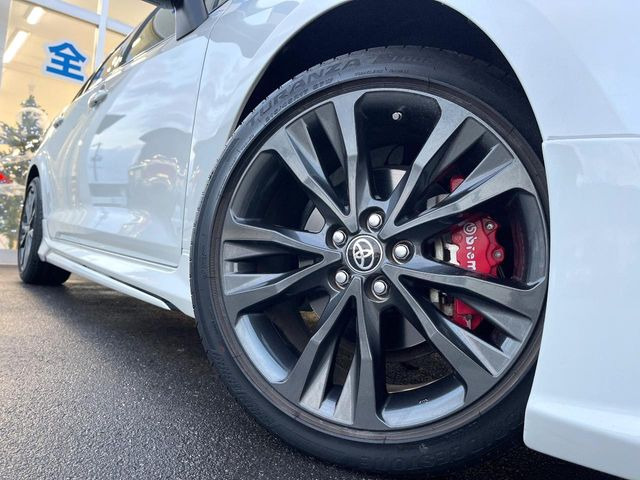 �y17�C���`�A���~�z�C�[���z�O�ςɃ}�b�`�����A���~�z�C�[���𑕒����Ă���܂��B�e��A���~�z�C�[����A�X�^�b�h���X�^�C�����戵�����Ă���܂��B���񂲑��k����������