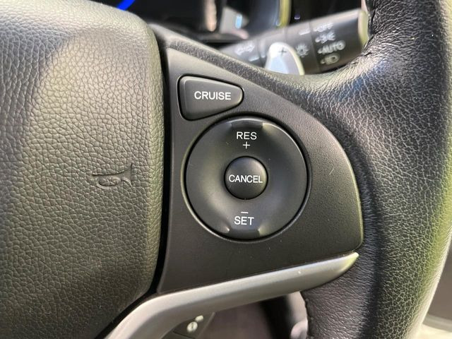 �y�N���[�Y�R���g���[���z�������H�����N���N���s�B�A�N�Z���𗣂��Ă���葬�x�ő��s���ł��A�������^�]���̕��S���y��!�����E�������ȒP�ȃX�C�b�`����Œ����ł��܂��B