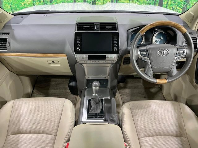 グループ総在庫数約30,000台!!全国の系列店からメーカー・車種問わずご紹介出来るので、あなたにピッタリのお車が見つかるはずです♪まずはお問い合わせ下さい☆