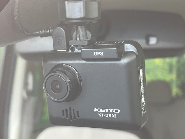 �y�h���C�u���R�[�_�[�z���S�E���S�ȃJ�[���C�t�ɕK�{�̃h���C�u���R�[�_�[�𑕔�!���s���͂������A������^�]�⎖�̂ɑ��������ۂ̏󋵂��f���ŋL�^���A����̃��X�N�ɔ����܂��B