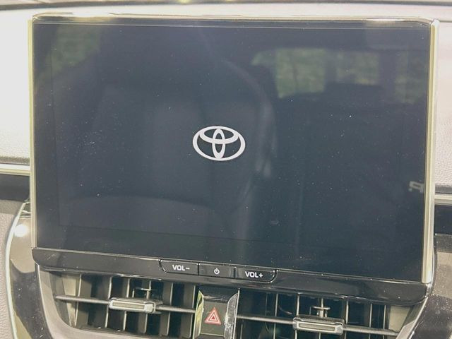 �y10.5�C���` �f�B�X�v���C�I�[�f�B�I�z���ʂ̃f�B�X�v���C��AppleCarPlay��AndroidAuto�����p�\�B�傫�ȉ�ʂŃX�}�z�i�r�A�v���������p���������܂���