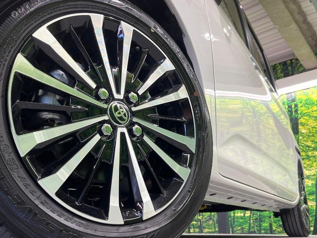 �y����15�C���`�A���~�z�C�[���z�O�ςɃ}�b�`���������A���~�z�C�[���𑕒����Ă���܂��B�e��ЊO�A���~�z�C�[����A�X�^�b�h���X�^�C�����戵�����Ă���܂��B���񂲑��k����������