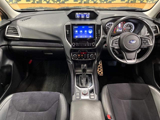 フォレスター1.8 スポーツ 4WD