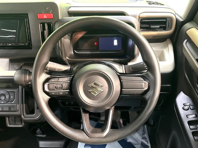 �y�X�e�A�����O�X�C�b�`�z�^�]���A�O������ڐ������炷���ƂȂ��A�I�[�f�B�I���̑��삪�\�ȕ֗��@�\!���S&���K�ȃh���C�u�����o���Ă���܂���