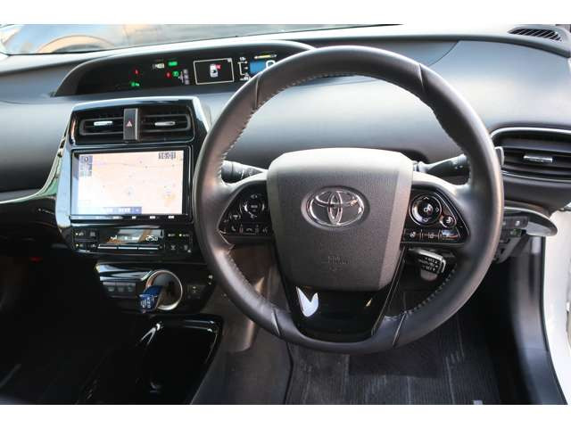 プリウスPHV1.8 S