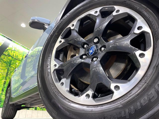 �y����17�C���`�A���~�z�C�[���z�O�ςɃ}�b�`���������A���~�z�C�[���𑕒����Ă���܂��B�e��ЊO�A���~�z�C�[����A�X�^�b�h���X�^�C�����戵�����Ă���܂��B���񂲑��k����������