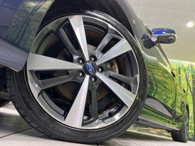 �y����18�C���`�A���~�z�C�[���z�O�ςɃ}�b�`���������A���~�z�C�[���𑕒����Ă���܂��B�e��ЊO�A���~�z�C�[����A�X�^�b�h���X�^�C�����戵�����Ă���܂��B���񂲑��k����������