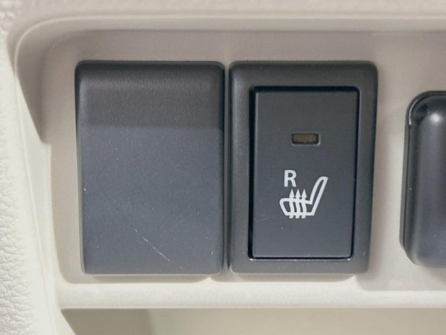 �y�V�[�g�q�[�^�[�z�������ɏd�󂷂�V�[�g�q�[�^�[!�G�A�R����葁�����܂��Ă����̂Ŋ�����̐l�����S�ł��ˁ�G�A�R���̉����͊������邩����A�Ƃ������ɂ����������߂ł��B