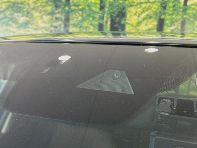 �y�X�}�[�g�V�e�B�u���[�L�T�|�[�g�z�ᑬ���s���ɑO���̎ԗ�����F�����A�Փ˂������Ȏ��͌x��ƃu���[�L�ŏՓˉ���Ɣ�Q�y�����A�V�X�g�B�����S�Ƀh���C�u�����y���݂��������܂��B