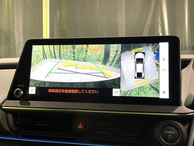 �y�p�m���~�b�N�r���[���j�^�[�z��p�̃J�����ɂ��A�ォ�猩���낵���悤�Ȏ��_��360�x�N���}�̎��͂��m�F���邱�Ƃ��ł��܂������p�������m�F���₷���A�����ꏊ�ł̐؂�Ԃ��⒓�Ԃ��X���[�Y�ɍs���܂��B