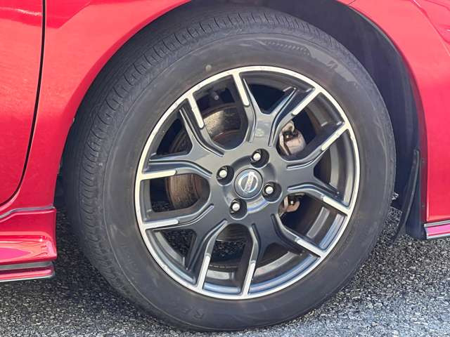 ���Ђ́A���q���܂̃j�[�Y�ɂ������o����悤�A�L�x�ȎԎ����葵���Ă���܂��B����芷���̍ۂ��A����A��낵�����肢�������܂��B