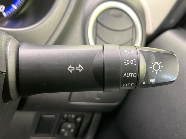 �y�I�[�g���C�g�z����̖��邳�ɉ����Ď����Ńw�b�h���C�g�̓_���E�������ł���@�\�ł�!���C�g�̕t���Y��E�����Y��Ȃǂ������Ȃ�A�J�̓���[���̑��s�����S!�g���l���ʉߎ����֗��ł���