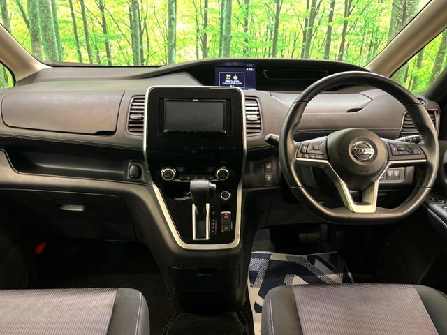 セレナ2.0 ハイウェイスター プロパイロット エディション