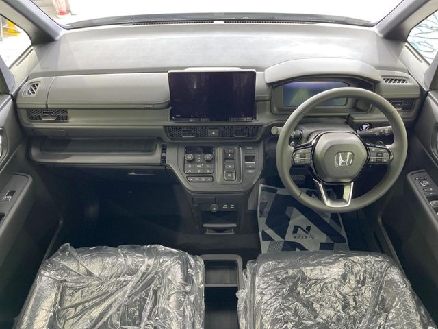 ステップワゴン2.0 e:HEV スパーダ