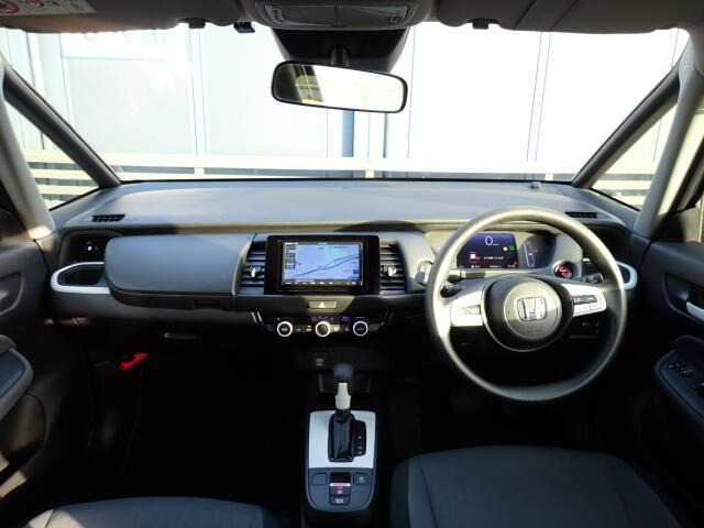 �C���p�l�摜�ɂȂ�܂��B�ԓ��͐��Ǝ҂ɂĎ����N���[�j���O�{�H�ς݂Ȃ̂ŁA��ϐ����ł��B