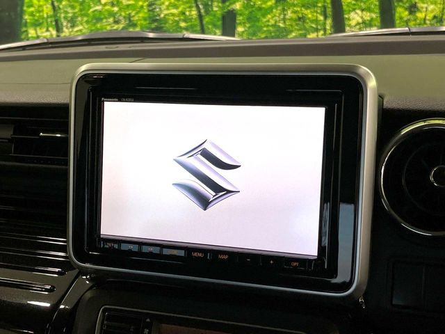 �y����8�C���`�i�r�z�l�C�̏����i�r�𑕔��B�I�[�f�B�I�@�\���[�����Ă���ABluetooth�ڑ�����΂������̃X�}�z��MP3�v���C���[�̉��y���Đ��\!�����̉^�]������Ɋy�����Ȃ�܂�!!