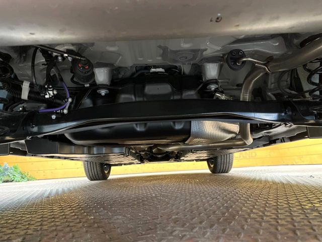 ����肪���ꂢ�Ȃ����ɁA�h�K���H�̎{�H���I�X�X���B�~��n��͂������A���ݕ��ɂ��Z���̕���A��Ń}�����E�E�B���^�[�X�|�[�c���������ɂ��D�]���������Ă���܂��B