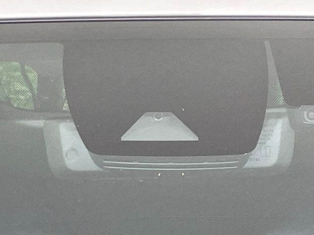 �y�g���^�Z�[�t�e�B�Z���X�z���s���ɑO���̎ԗ�����F�����A�Փ˂������Ȏ��͌x��ƃu���[�L�ŏՓˉ���Ɣ�Q�y�����A�V�X�g�B�����S�Ƀh���C�u�����y���݂��������܂��B