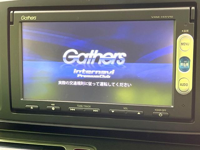 �y�����i�r�z�l�C�̏����i�r�𑕔����Ă���܂��B�i�r�̎g���₷���͂������A�I�[�f�B�I�@�\���[��!�L�����v�◷�s�͂������A�ʋ΂┃�����ȂǕ��i�̃h���C�u���y�����Ȃ�͂���