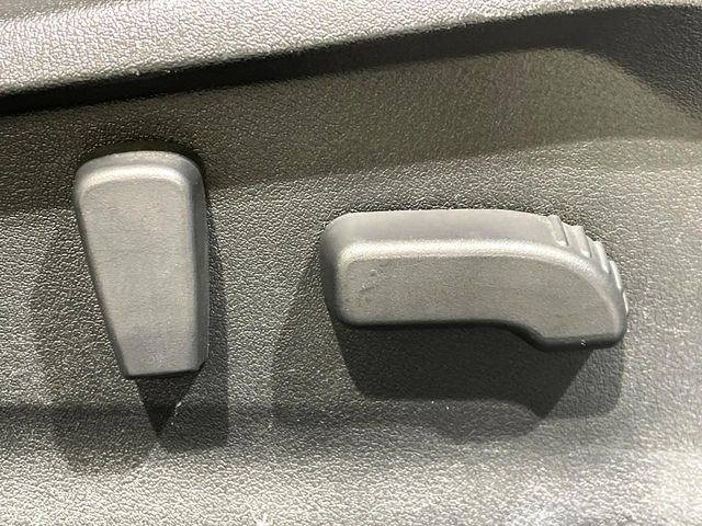 �y�p���[�V�[�g�z�X�C�b�`��ŊȒP�ɃV�[�g�̔��������\!�d��������͂�����܂���!���K�ȃV�[�g�|�W�V�����ɃZ�b�g���āA���K�ȃh���C�u�����y���݂��������B