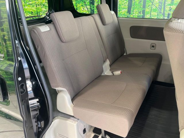 ���i���ȃI���W�i���t���A�}�b�g���I�v�V�����ɂĂ��p�ӂ��Ă���܂��B���D���ȃf�U�C����J���[�����Ԃɍ��킹�đI��ł����������Ƃ��ł��܂���