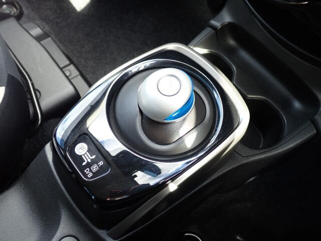 �V�t�g�m�u�̓X�����Ȃ��A���ꂢ�ȏ�Ԃł��B���ł��G��镔�������ꂢ���Ƒ�؂ɏ���Ă������Ƃ�������܂���B