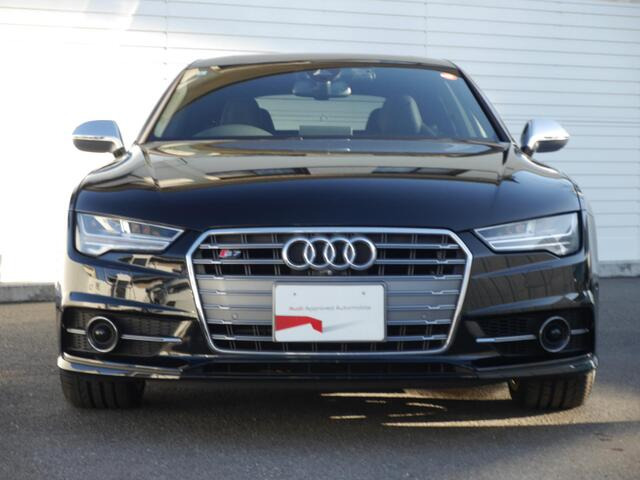 S7スポーツバック4.0 4WD