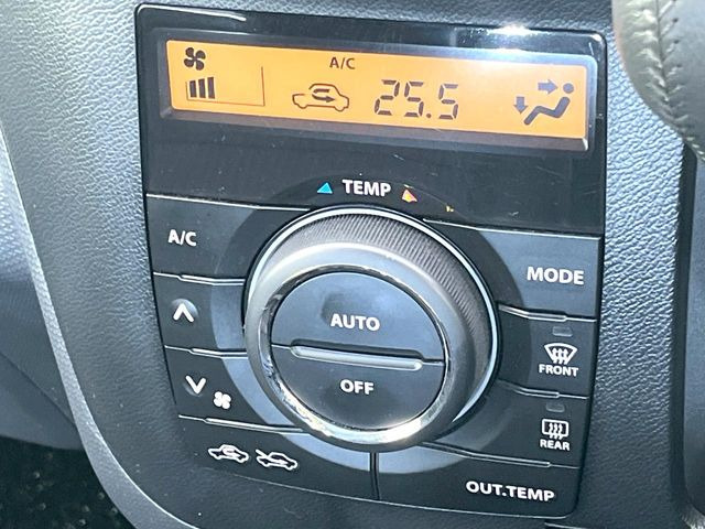 �y�I�[�g�G�A�R���z��x���D�݂̉��x�ɐݒ肷��΁A�ԓ��̉��x�����m�����ʂ≷�x�������Œ����B����&hellip;����&hellip;�Ɖ��x���X�C�b�`���������K�v�͂���܂���B���K�Ȏԓ���Ԃɂ͕K�{�̋@�\�ł��ˁ�