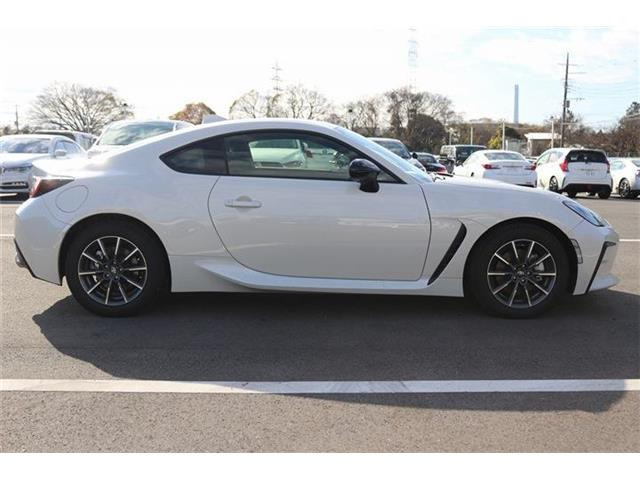 ���Ǝҗl�ւ̔̔��͂��f�肳���Ă��������܂��B �Ԍ������ԗ��̏ꍇ�́A�Ԍ����擾�������x�������z�ŕ\�����Ă���܂��B