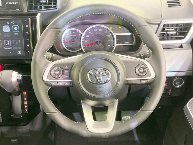 �y�����v�����X�e�A�����O�z�㎿�Ȋv���g�p���邱�ƂŁA��ɂ����������݂ƂĂ��^�]���₷���n���h���ł���