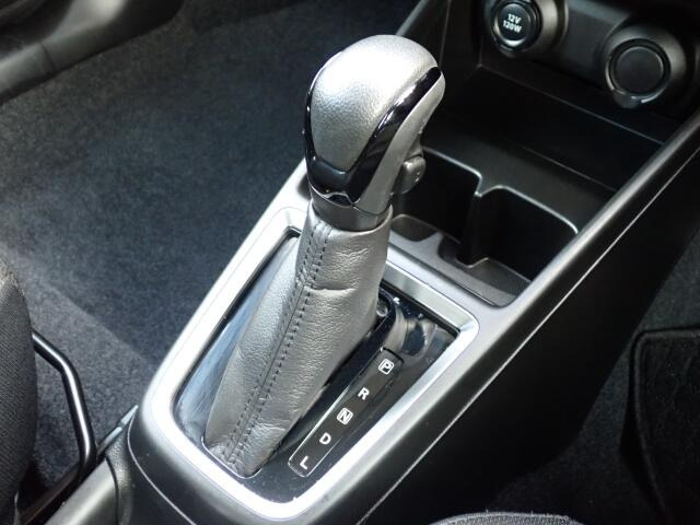 �V�t�g�m�u�̓X�����Ȃ��A���ꂢ�ȏ�Ԃł��B���ł��G��镔�������ꂢ���Ƒ�؂ɏ���Ă������Ƃ�������܂���B