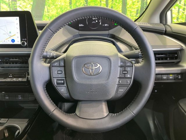 �y�����v�����X�e�A�����O�z�㎿�Ȋv���g�p���邱�ƂŁA��ɂ����������݂ƂĂ��^�]���₷���n���h���ł���