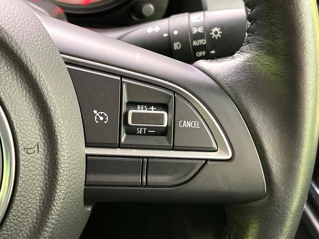 �y�N���[�Y�R���g���[���z�������H�����N���N���s�B�A�N�Z���𗣂��Ă���葬�x�ő��s���ł��A�������^�]���̕��S���y��!�����E�������ȒP�ȃX�C�b�`����Œ����ł��܂��B