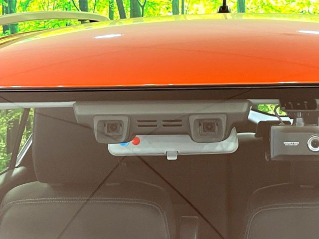 �y�f���A���J�����u���[�L�T�|�[�g�z���s���ɑO���̎ԗ�����F�����A�Փ˂������Ȏ��͌x��ƃu���[�L�ŏՓˉ���Ɣ�Q�y�����A�V�X�g�B�����S�Ƀh���C�u�����y���݂��������܂��B