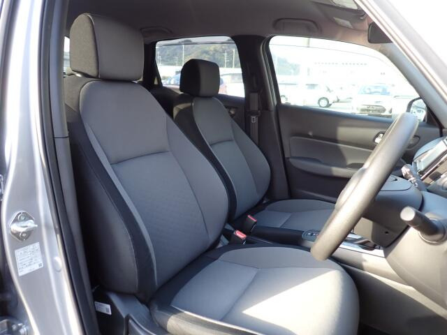 �t�����g�V�[�g�A��ԗǍD�ň��S�ł��B�傫�ȉ�����Ȃ����S�ł�