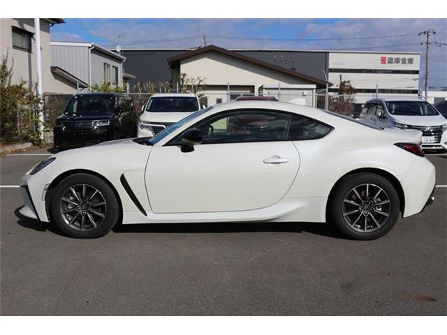 ���Ǝҗl�ւ̔̔��͂��f�肳���Ă��������܂��B �Ԍ������ԗ��̏ꍇ�́A�Ԍ����擾�������x�������z�ŕ\�����Ă���܂��B