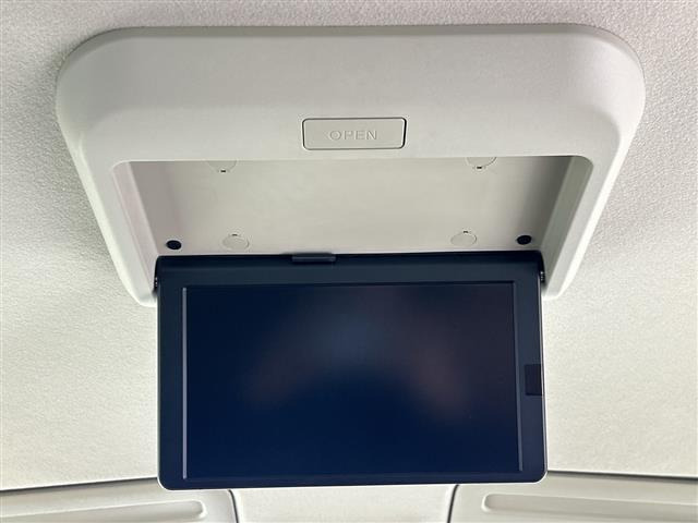 セレナ1.2 e-POWER ハイウェイスターV