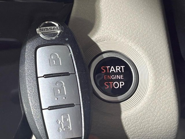 �y�C���e���W�F���g�L�[�z�J�o����|�P�b�g�ɓ��ꂽ�܂܂ł��h�A�̎{���E�������\�ȃX�}�[�g�L�[�𑕔��B�G���W���̃I���E�I�t�����J�M�����o���K�v����������Ƃ��Ă��֗��ł���